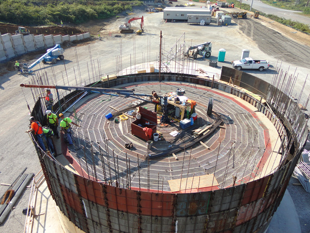 Jumpform concrete silo construction