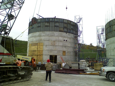Construction of 50 ft x 94 ft Jumpform Fly Ash Silo